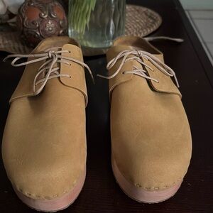 Ladies Clogs